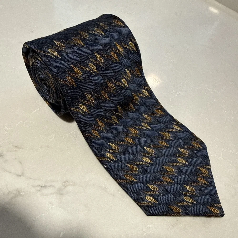 Robert Talbott Silk Hand‎ Sewn USA Carmel Valley Navy Gold Moniker 58